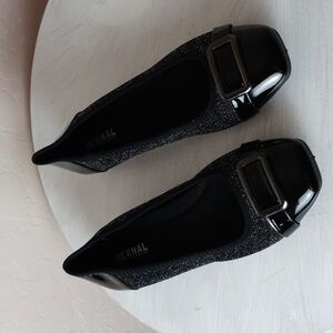 NWOT Bernal Soft Footwear Flats